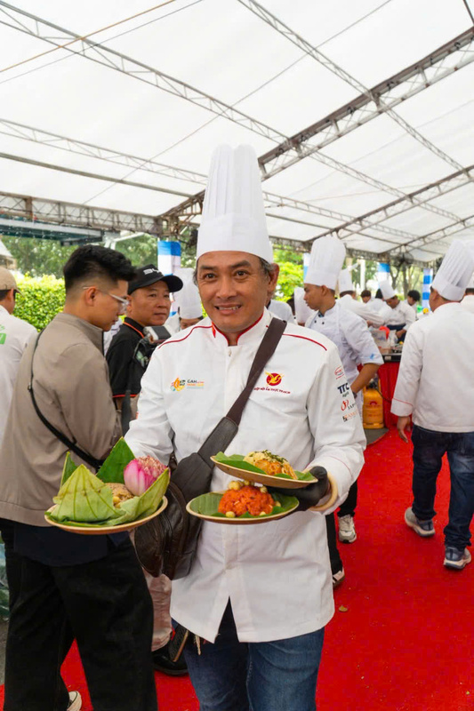 Hình ảnh hoạt động công ty Phúc Nguyên Khang - Dịch Vụ Nấu Tiệc Phúc Nguyên Khang - Công Ty TNHH Tư Vấn Thiết Kế Xây Dựng Trang Trí Nội Thất Nhà Mới